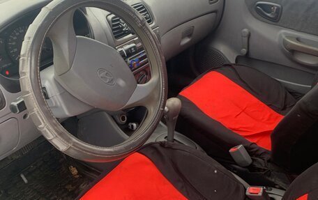 Hyundai Accent II, 2005 год, 110 000 рублей, 3 фотография