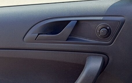 Skoda Yeti I рестайлинг, 2015 год, 1 050 000 рублей, 11 фотография