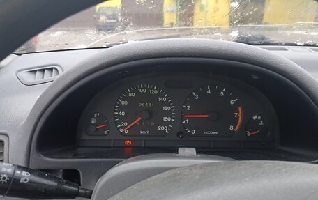 Suzuki Swift II, 2000 год, 130 000 рублей, 3 фотография