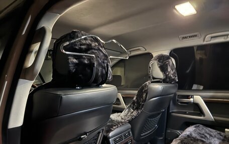 Toyota Land Cruiser 200, 2015 год, 6 300 000 рублей, 20 фотография