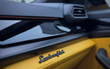 Lamborghini Urus I, 2025 год, 39 490 000 рублей, 21 фотография