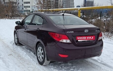 Hyundai Solaris II рестайлинг, 2013 год, 960 000 рублей, 4 фотография