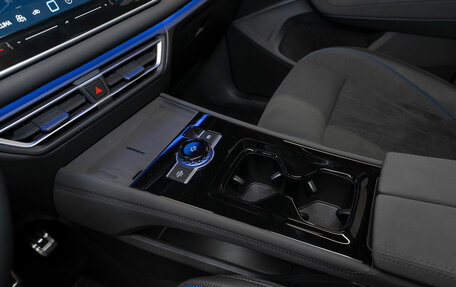 Volkswagen Tiguan, 2025 год, 5 050 000 рублей, 16 фотография