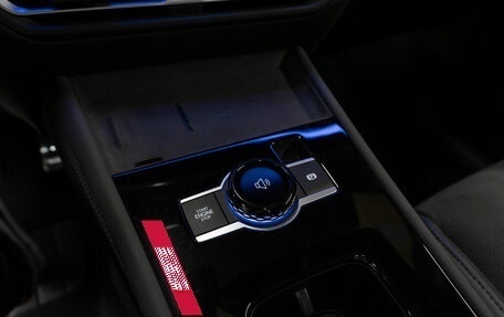 Volkswagen Tiguan, 2025 год, 5 050 000 рублей, 26 фотография