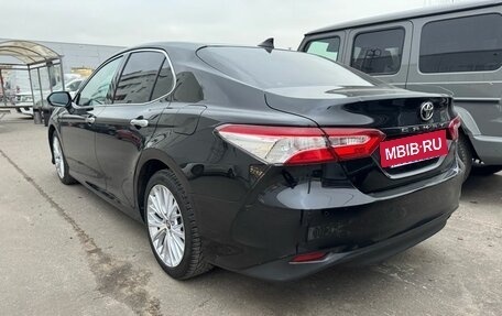 Toyota Camry, 2019 год, 2 550 000 рублей, 7 фотография