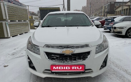 Chevrolet Cruze II, 2014 год, 900 000 рублей, 3 фотография
