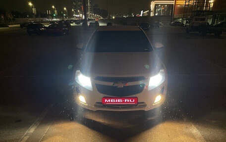 Chevrolet Cruze II, 2014 год, 900 000 рублей, 10 фотография