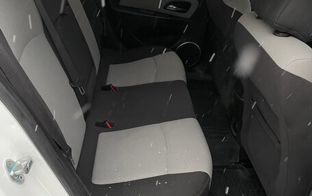 Chevrolet Cruze II, 2014 год, 900 000 рублей, 15 фотография