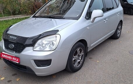 KIA Carens III (RP), 2011 год, 720 000 рублей, 2 фотография