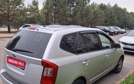 KIA Carens III (RP), 2011 год, 720 000 рублей, 1 фотография