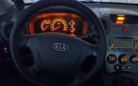 KIA Carens III (RP), 2011 год, 720 000 рублей, 16 фотография