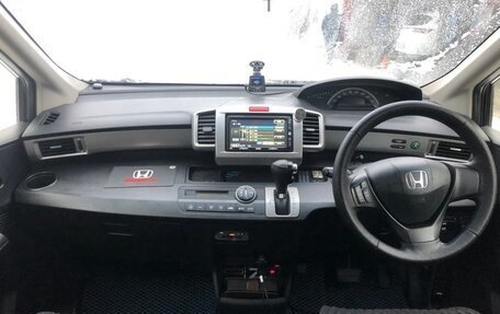 Honda Freed I, 2013 год, 990 000 рублей, 7 фотография