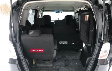 Honda Freed I, 2013 год, 990 000 рублей, 5 фотография