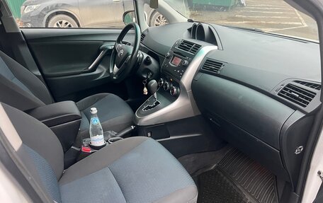 Toyota Verso I, 2013 год, 1 075 000 рублей, 12 фотография