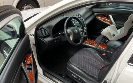 Toyota Camry, 2011 год, 1 655 000 рублей, 8 фотография