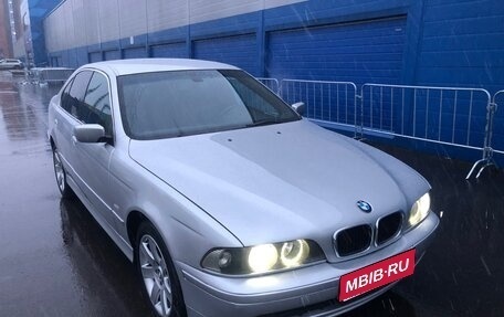BMW 5 серия, 2001 год, 630 000 рублей, 1 фотография