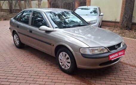 Opel Vectra B рестайлинг, 1998 год, 335 000 рублей, 5 фотография