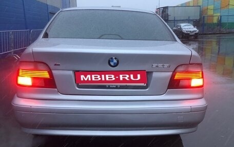 BMW 5 серия, 2001 год, 630 000 рублей, 2 фотография
