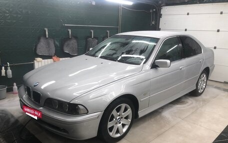 BMW 5 серия, 2001 год, 630 000 рублей, 3 фотография