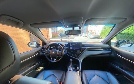 Toyota Camry, 2021 год, 3 600 000 рублей, 3 фотография