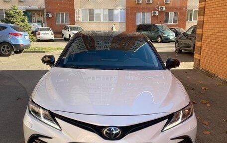 Toyota Camry, 2021 год, 3 600 000 рублей, 5 фотография