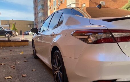 Toyota Camry, 2021 год, 3 600 000 рублей, 7 фотография