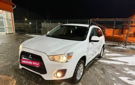 Mitsubishi ASX I рестайлинг, 2013 год, 990 000 рублей, 2 фотография