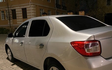 Renault Logan II, 2015 год, 500 000 рублей, 3 фотография