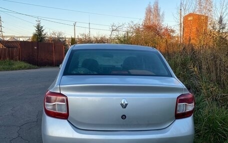 Renault Logan II, 2015 год, 500 000 рублей, 2 фотография