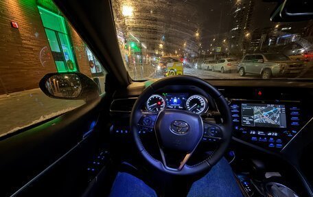 Toyota Camry, 2019 год, 2 600 000 рублей, 6 фотография