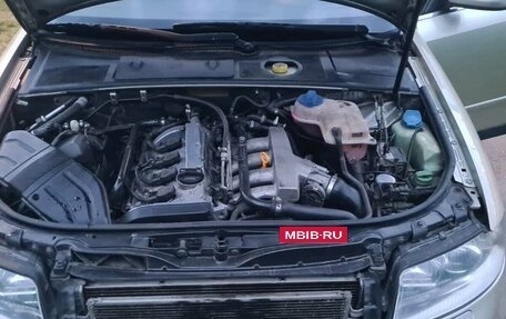 Audi A4, 2003 год, 599 990 рублей, 8 фотография