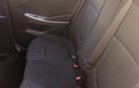 Hyundai Solaris II рестайлинг, 2012 год, 630 000 рублей, 8 фотография