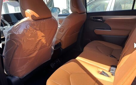 Toyota Highlander, 2025 год, 6 310 000 рублей, 5 фотография