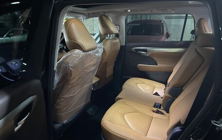 Toyota Highlander, 2025 год, 6 310 000 рублей, 10 фотография