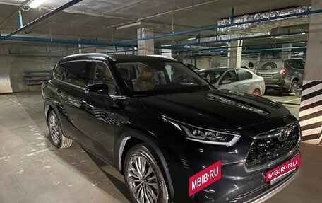 Toyota Highlander, 2025 год, 6 310 000 рублей, 12 фотография