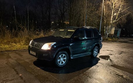 Toyota Land Cruiser Prado 120 рестайлинг, 2007 год, 1 750 000 рублей, 13 фотография