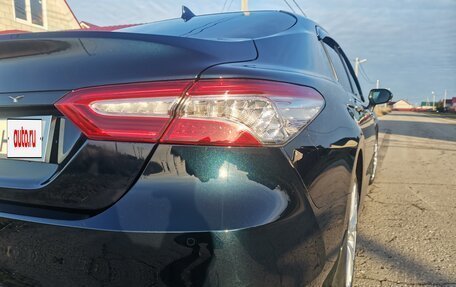 Toyota Camry, 2019 год, 2 650 000 рублей, 3 фотография