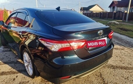 Toyota Camry, 2019 год, 2 650 000 рублей, 7 фотография