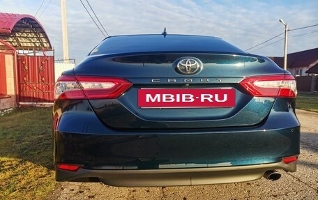 Toyota Camry, 2019 год, 2 650 000 рублей, 2 фотография