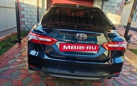 Toyota Camry, 2019 год, 2 650 000 рублей, 10 фотография