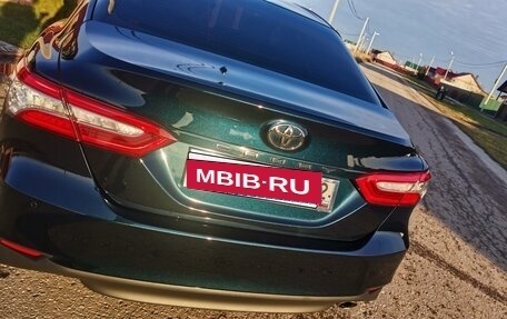 Toyota Camry, 2019 год, 2 650 000 рублей, 8 фотография