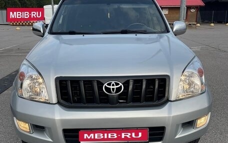 Toyota Land Cruiser Prado 120 рестайлинг, 2007 год, 1 750 000 рублей, 1 фотография
