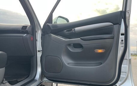 Toyota Land Cruiser Prado 120 рестайлинг, 2007 год, 1 750 000 рублей, 11 фотография