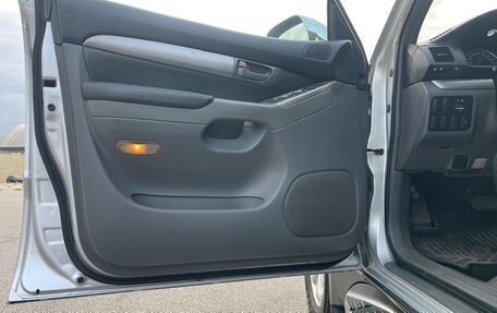 Toyota Land Cruiser Prado 120 рестайлинг, 2007 год, 1 750 000 рублей, 13 фотография