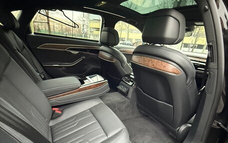 Audi A8, 2021 год, 7 490 000 рублей, 10 фотография