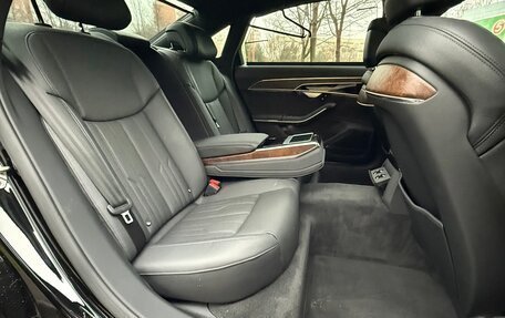 Audi A8, 2021 год, 7 490 000 рублей, 9 фотография