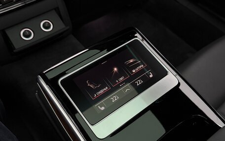 Audi A8, 2021 год, 7 490 000 рублей, 14 фотография