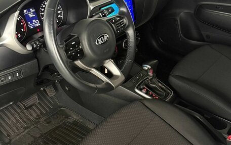 KIA Rio IV, 2021 год, 1 640 000 рублей, 10 фотография