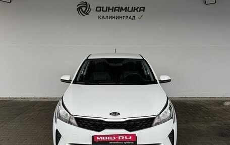 KIA Rio IV, 2021 год, 1 640 000 рублей, 8 фотография