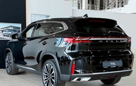 CheryExeed TXL, 2024 год, 4 200 000 рублей, 5 фотография